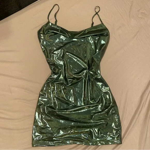 Forever 21 | Dresses | Forever 2 Medium Minidress Green Metallic Medium  True To Size Worn Once | Poshmark